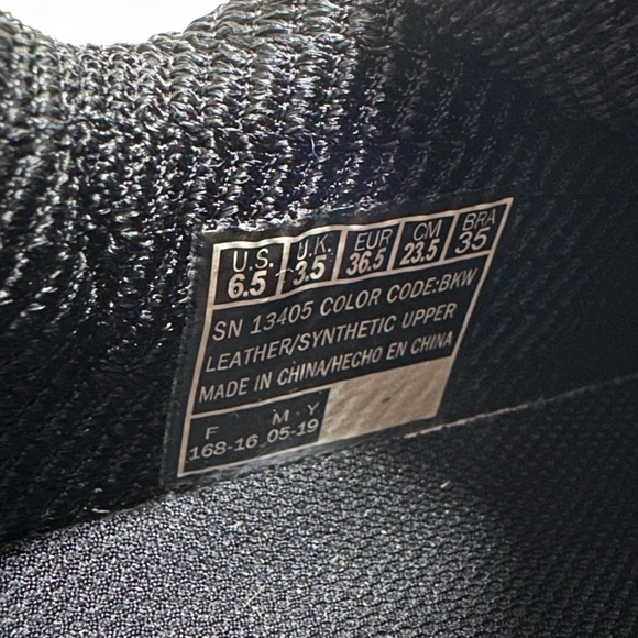 6.5M Skechers Energy Thriller Knight Black Chunky Sneakers w/Box - Picture 10 of 10